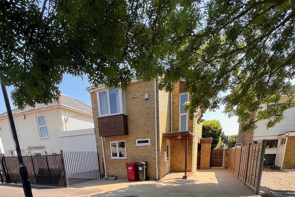 Bequem von allen wichtigen Sehenswürdigkeiten entfernt in Slough, Berkshire