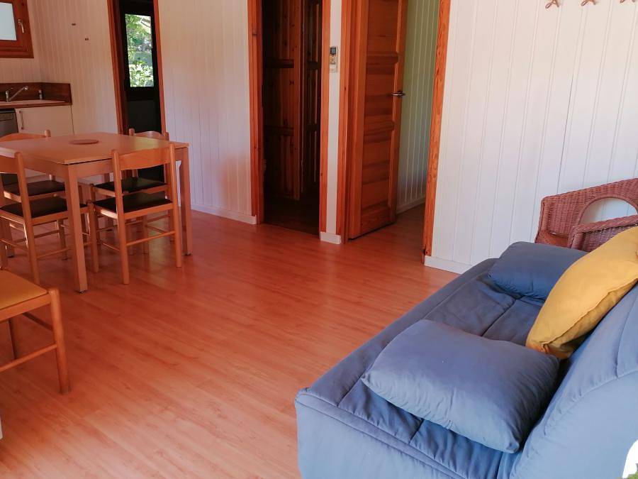 Camping Verbela Village - Chalet 4 personas - 35m² - 2 habitaciones in Noves, Region de Arles