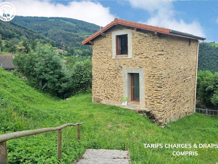 Gîte pour 4 personnes, avec Terrasse et Jardin
