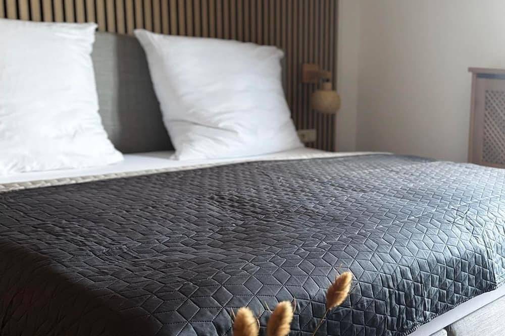 Seeblickzimmer Mit Balkon - Pension Stöllinger in Salzkammergut-Berge, Fuschl am See