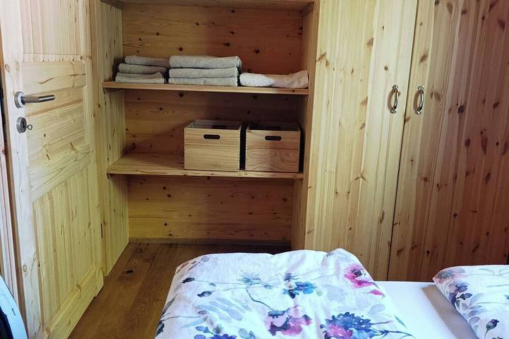 Wellness trifft Allgäuer Hofidylle. Chalet mit Sauna, Whirlpool & Extras. in Altusried, Bayerisch Schwaben