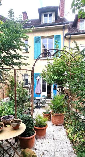 Gîte pour 6 personnes, avec jardin et vue à Falaise (Calvados)