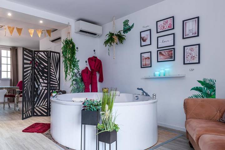 Die Escape Suite – Romantisches Haus in Pézarches, Seine-et-Marne