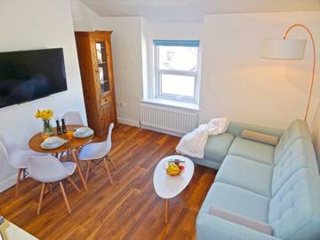 Holiday Rental for 2 People in Llandudno, Conwy region, Photo 2