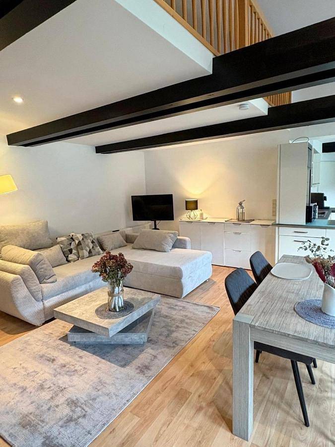 Ferienwohnung für 5 Personen, mit Terrasse und Ausblick in Hennef
