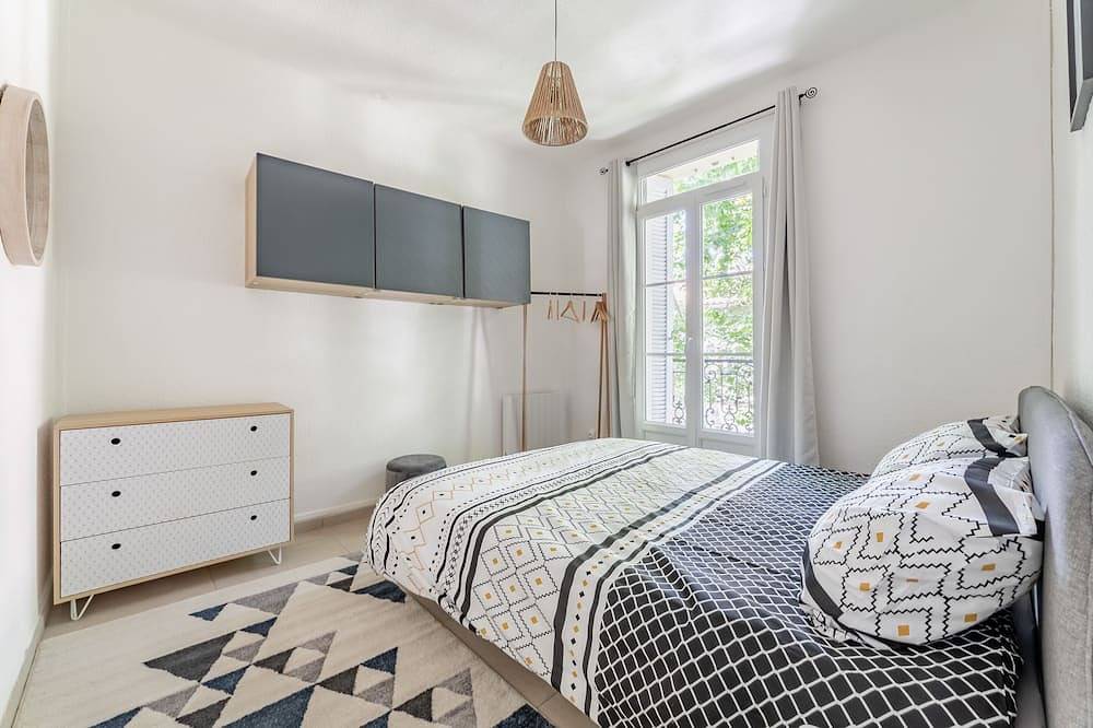 Appartement entier, So Azur - Joli T2 - 40 m² - city center market in La Seyne-sur-Mer, Côte méditerranéenne (France)