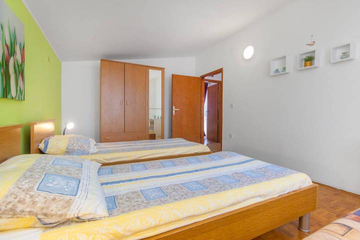 Ganze Wohnung, Apartments Alaga - B4+2 in Tribunj, Šibenik-Knin