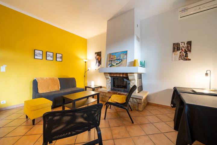 Location de vacances pour 9 personnes, avec jardin ainsi que piscine et terrasse à Avignon - 3