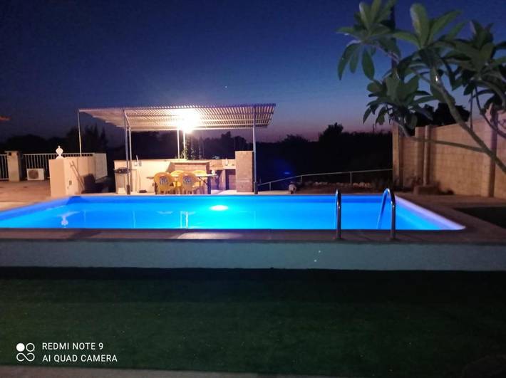 Casa para 15 personas, con vistas y jardín además de balcón y piscina en Jerez de la Frontera