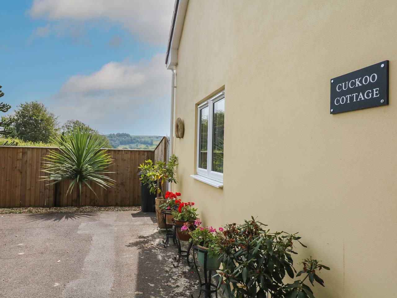 Cuckoo Cottage in Bridport, Dorset