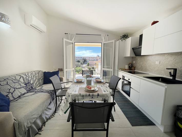 Gîte pour 4 personnes, avec Balcon et Terrasse dans La Maddalena
