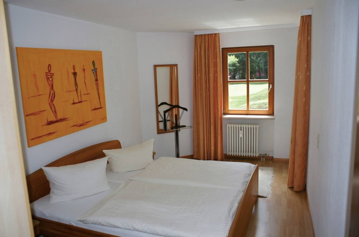 Ganze Wohnung, Ferienwohnung '2 Zimmer Appartement 11' mit Privatterrasse und Wlan in Bad Krozingen, Südschwarzwald
