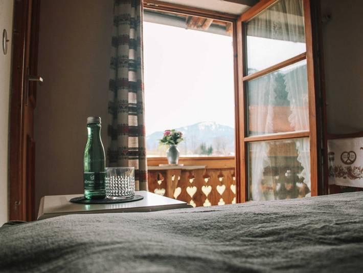 Ferienwohnung, mit Balkon und Terrasse sowie Garten in Kreuth - 3