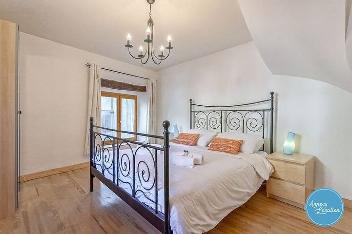 Les Moulins - Village House in Menthon-Saint-Bernard, Annecy und Umgebung