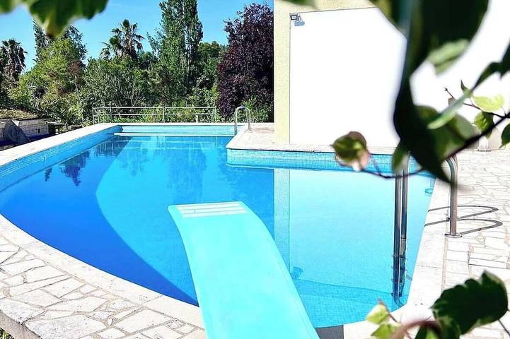 Gîte pour 4 personnes, avec Terrasse et Jardin