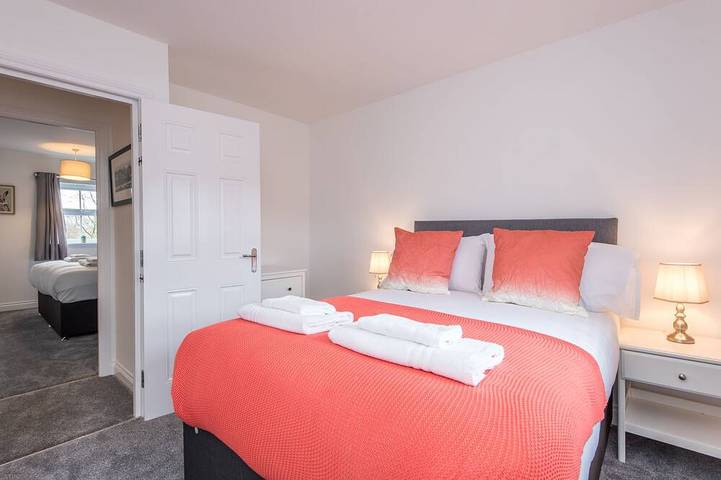 Toast Lettings | Kirkwood Drive, a 4 bedroom townhouse close to Durham City in Durham, Comté de Durham