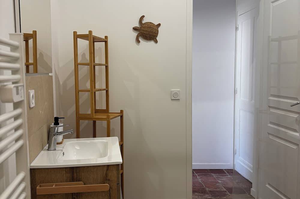 Entire apartment, A Mediterranean Getaway in Lectoure, Gers