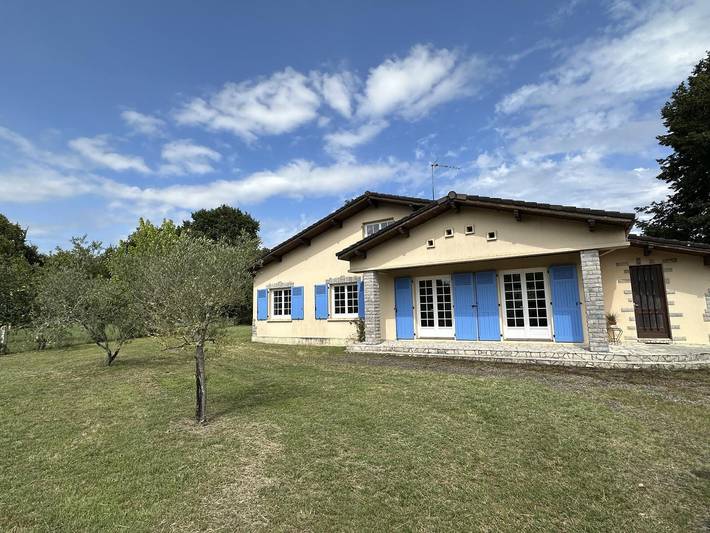 Gîte pour 6 personnes, avec terrasse et jardin dans Morcenx-la-Nouvelle