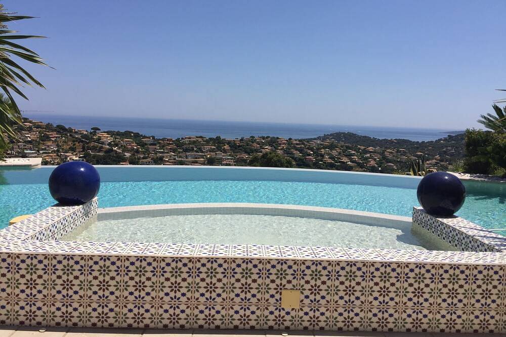 Villa pour 6 Personnes dans Sainte-Maxime, Région de Draguignan