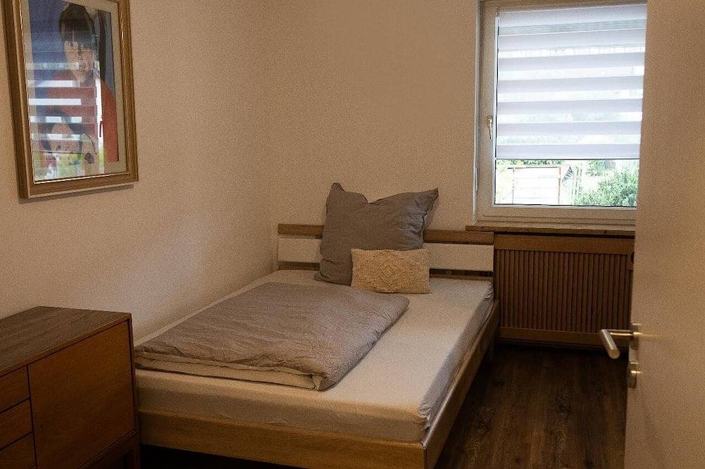 Ganze Wohnung, Moderne Ferienwohnung (75qm) mit zwei Schlafzimmer in Essing, Altmühltal