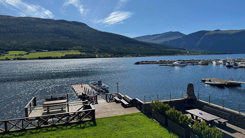 Ferienwohnung für 7 Personen, mit Sauna und Terrasse in Nesset