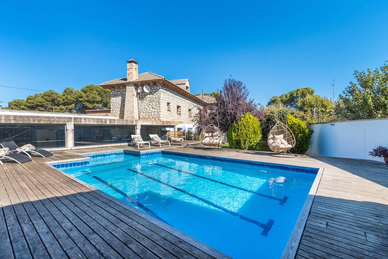 Casa rural 'Valfonda' con vistas a la montaña, Wi-Fi y aire acondicionado in Torres de Barbués, Provincia de Huesca