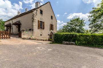 Gîte pour 8 personnes, avec jardin, animaux acceptés dans Culles-les-Roches