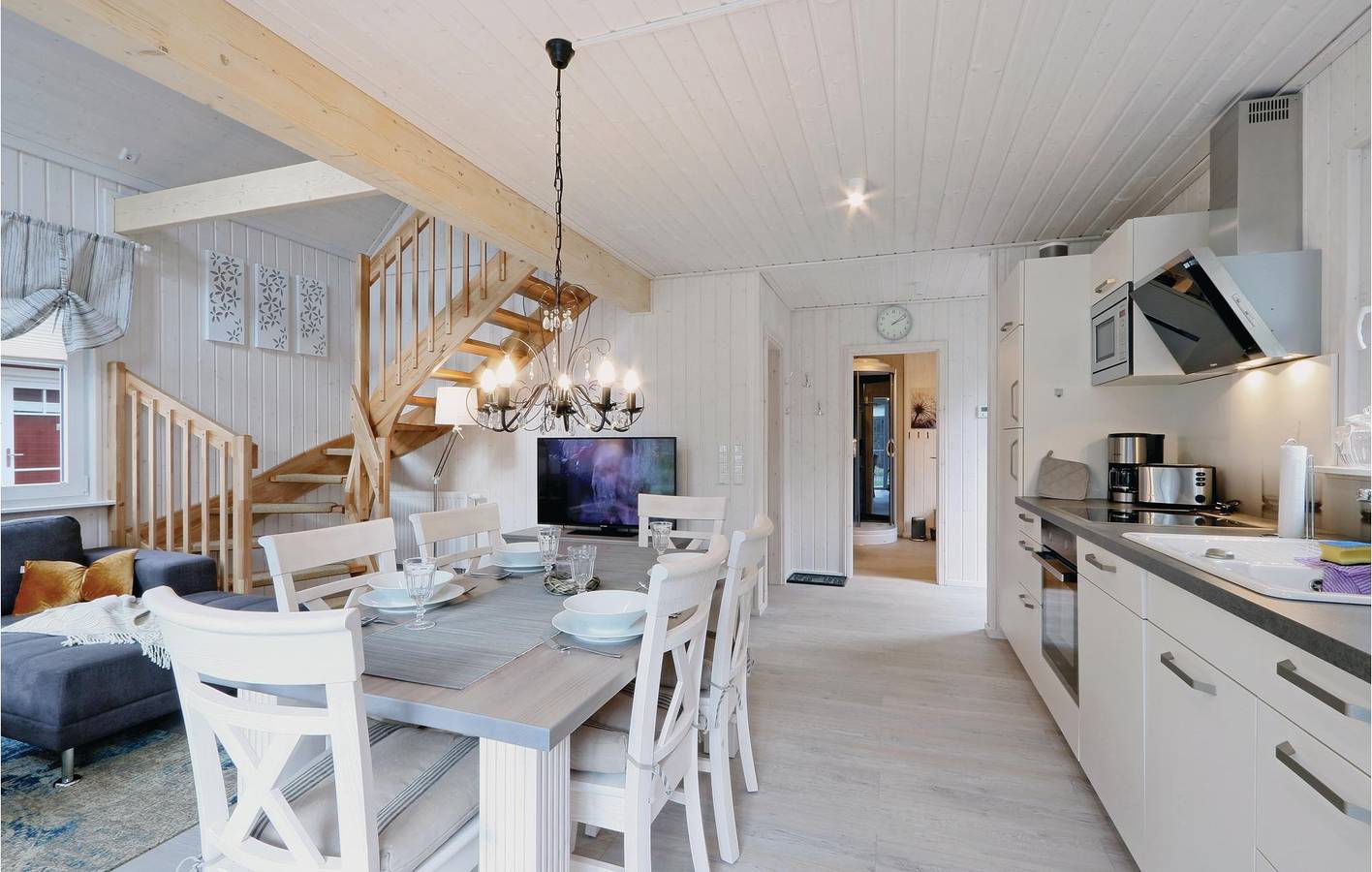 Gemütliche Wohnung mit Parkplatz, Garten, Terrasse & WiFi 900m zur Trattoria Punto Uno in Zerpenschleuse, Wandlitz