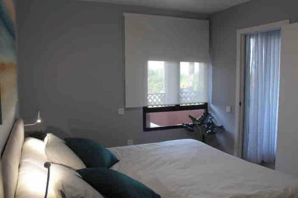 Apartamento entero, Sotogrande - 10 walking steps away from the beach, Beautiful apartment 2Bed&2Bat in Sotogrande, San Roque