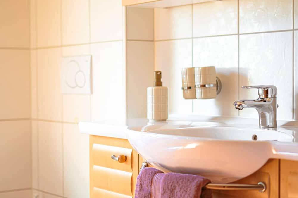 Ganze Wohnung, Ferienwohnung Sonnenbichl - Ferienwohnung in Schattwald, Allgäuer Alpen (Österreich)