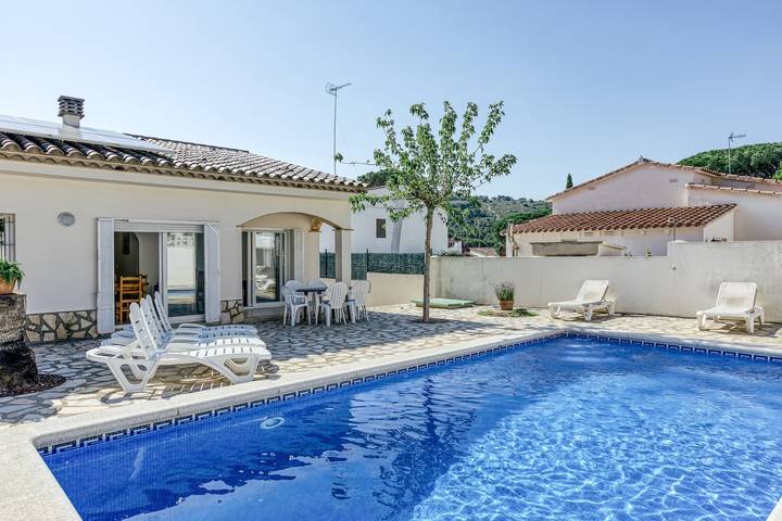 Ferienhaus für 8 Personen, mit Garten in l'Escala - 2