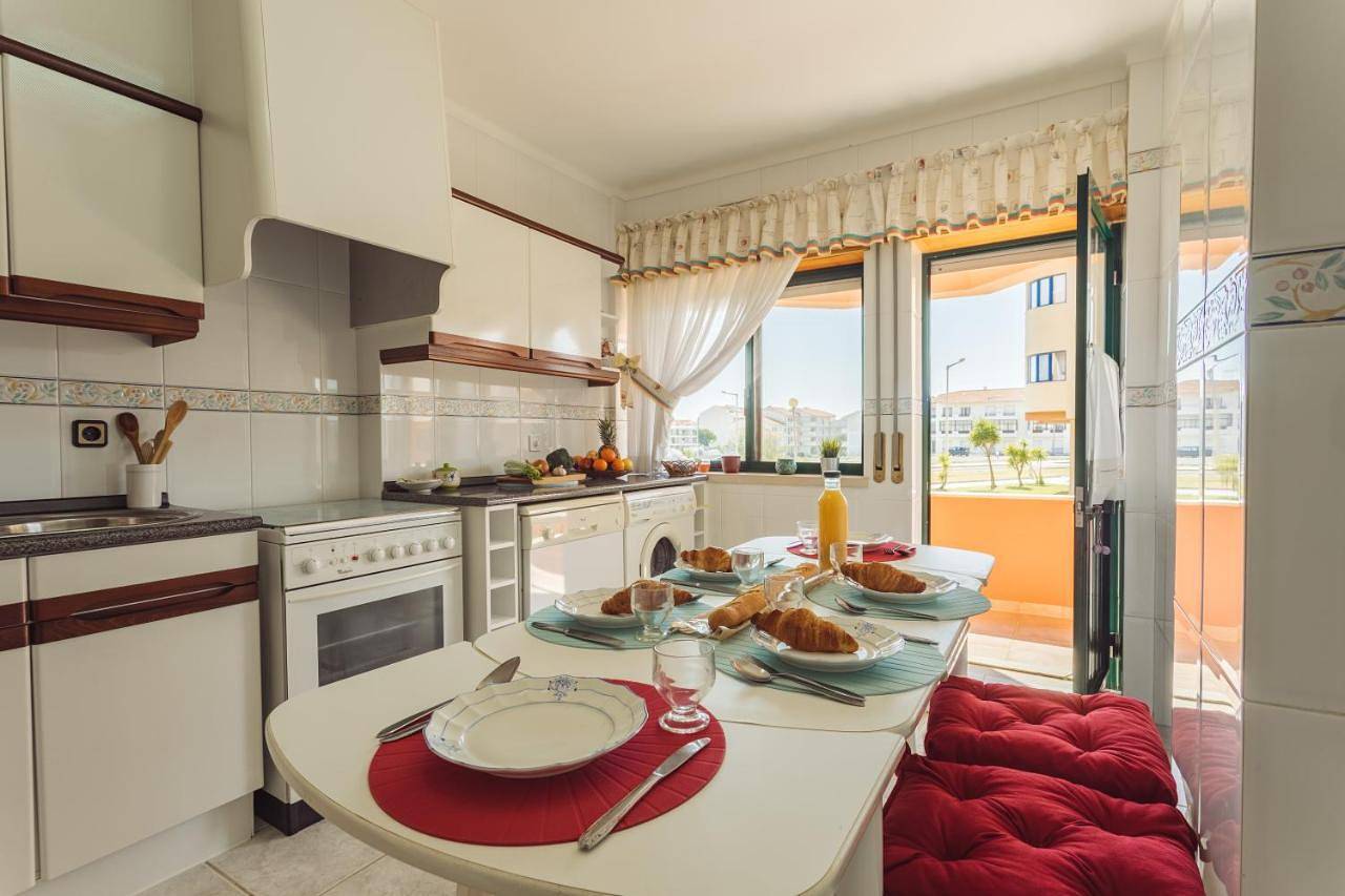 Apartamento inteiro, Best Houses 18 - Typical Portuguese Apartament in Consolação, Peniche