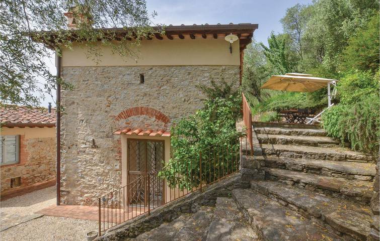 Ferienhaus für 4 Personen, mit Terrasse und Garten in Camaiore - 3
