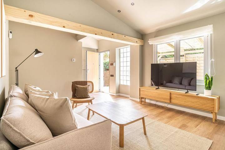 Chalet para 6 personas, con Terraza además de Piscina y Vistas en Valles Occidental - 4