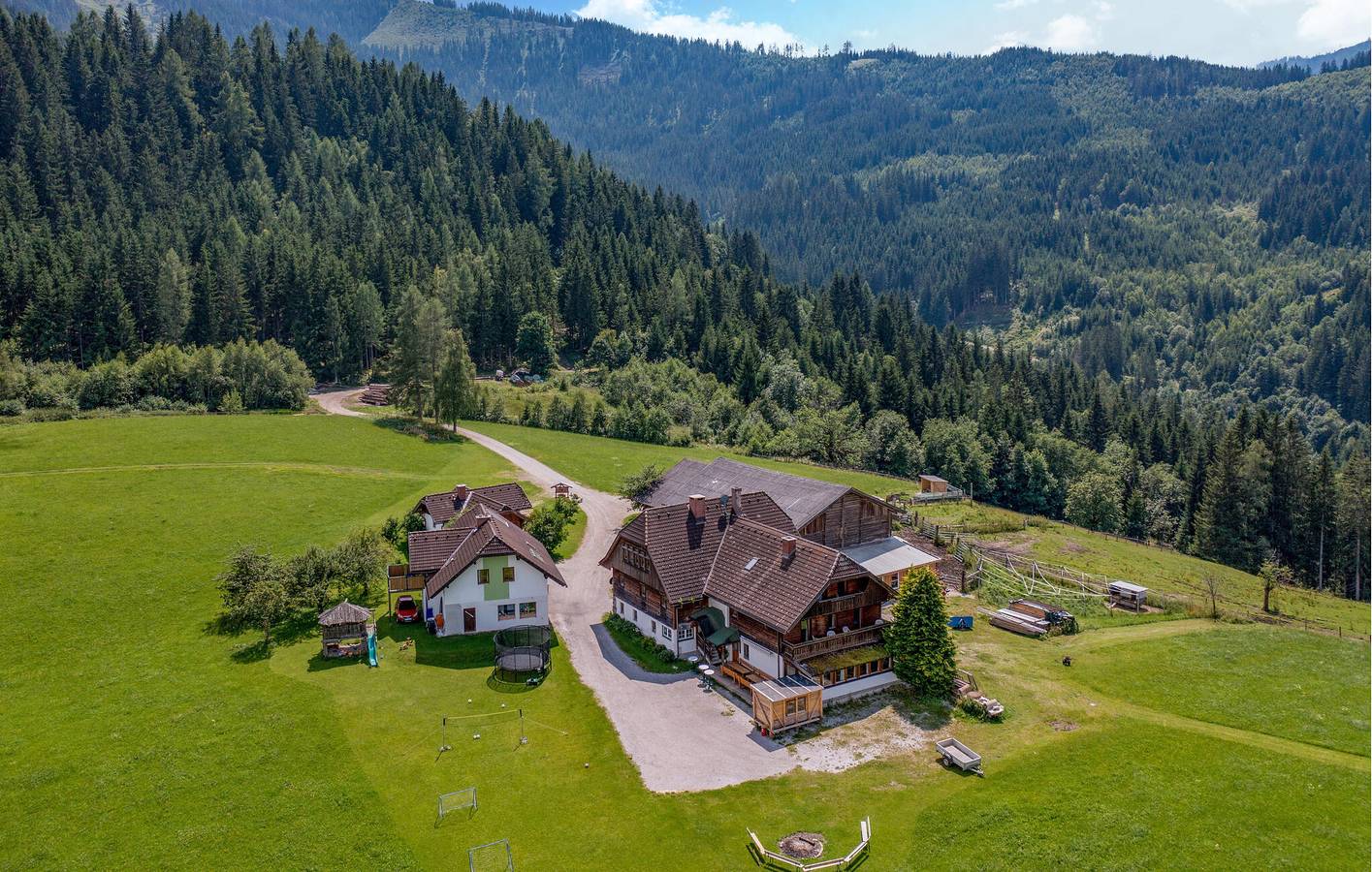 Charmante, familienfreundliche Ferienwohnung in der Nähe des Skilifts und des Stadtzentrums in Gössenberg, Schladming-Dachstein