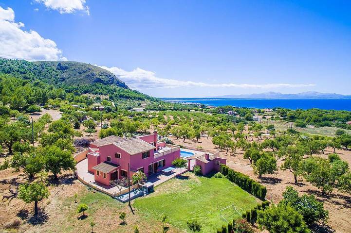 Ferienhaus für 10 Personen, mit Garten