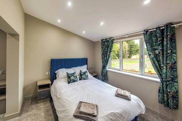 Chalet for 10 People in Laceby, North East Lincolnshire, Photo 2