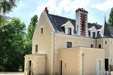 Gîte pour 8 personnes, avec jardin à Couture-sur-Loir