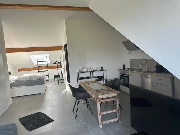 Ferienwohnung für 3 Personen, mit Balkon und Terrasse sowie Ausblick in Mönchengladbach - 2