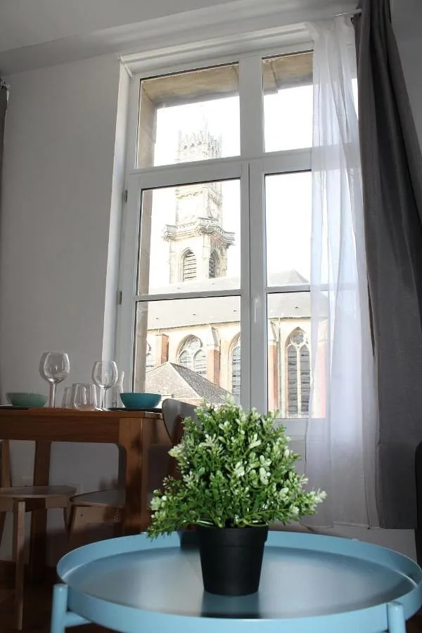 Apartamento de vacaciones para 4 personas, con jardín y vistas - 1
