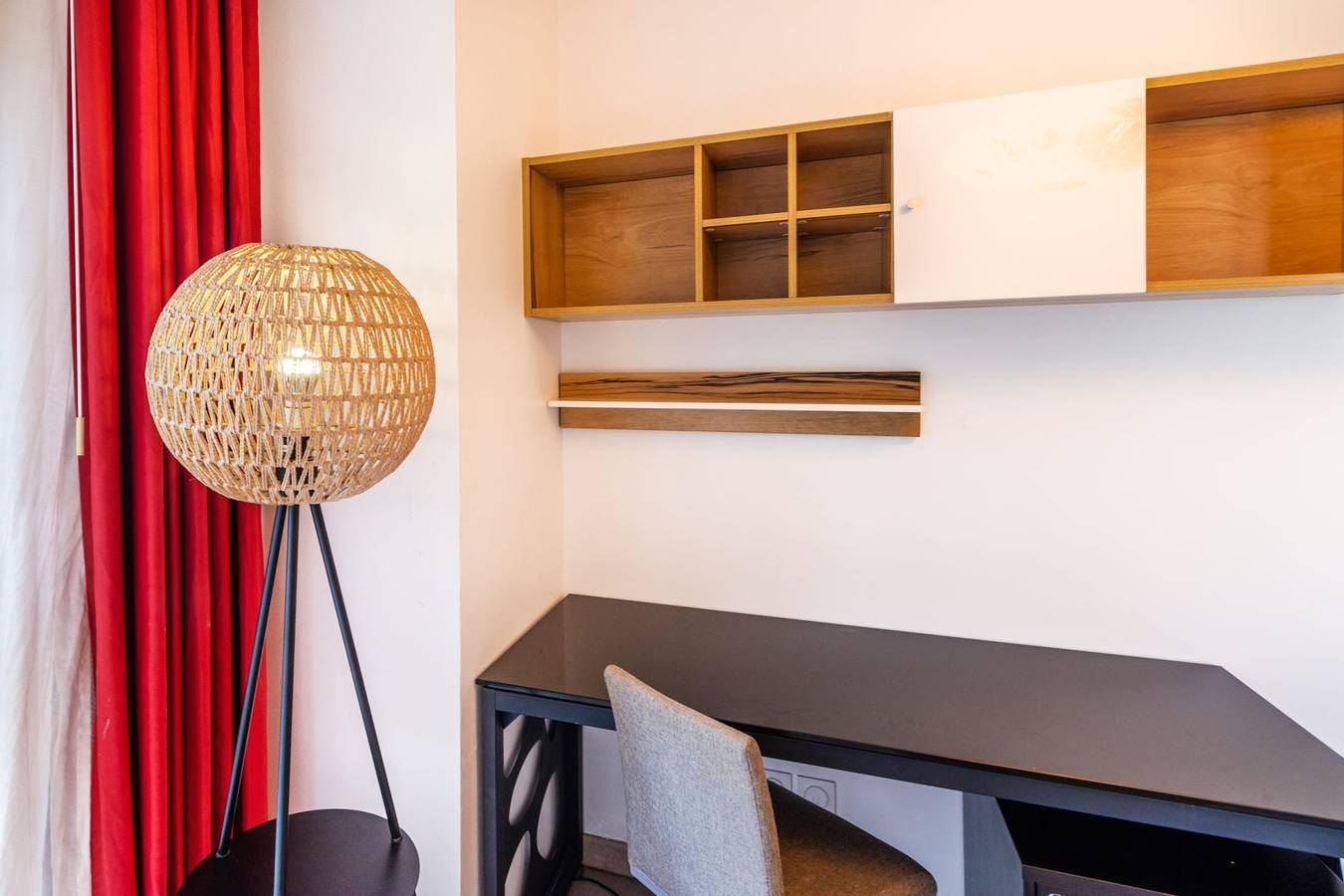 Apartamento entero, T2 - L'Herblinois - Wifi - Proche tram in Saint-Herblain, Nantes region