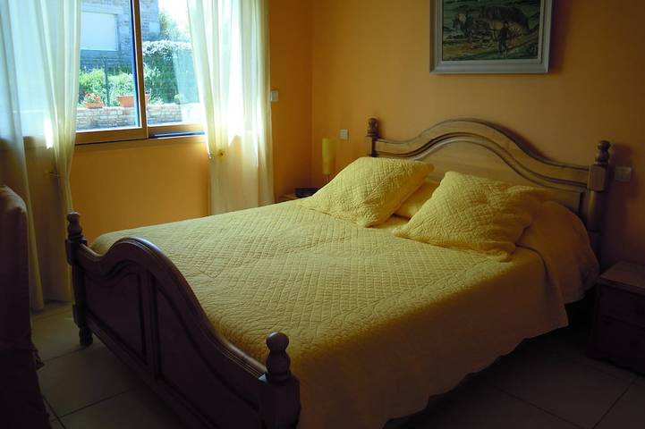 Apartamento entero, Un amueblado 5 ***** - apprt independiente en villa 100 m del mar in Plounéour-Brignogan-Plages, Región de Brest