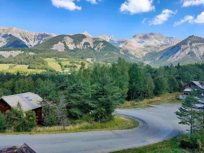Gîte pour 5 personnes, avec vue et balcon dans Station du Grand Puy - 4