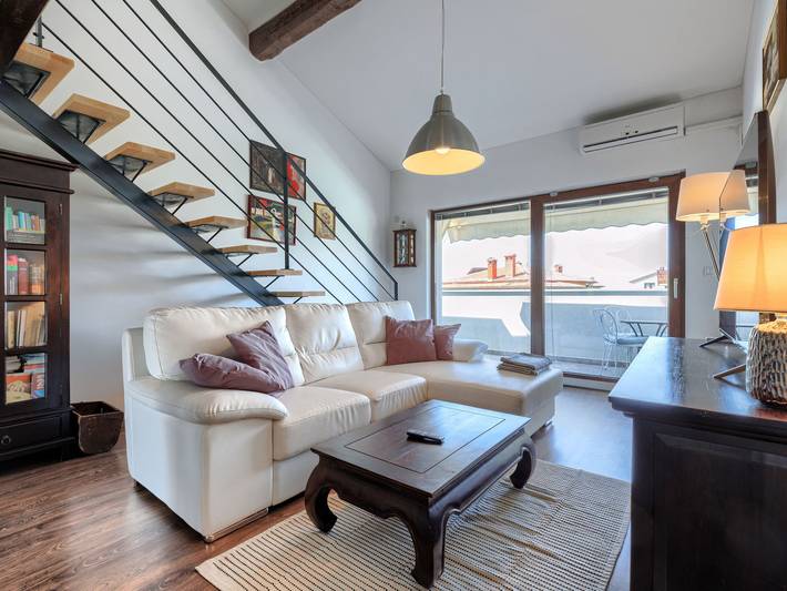 Ferienwohnung für 4 Personen, mit Terrasse und Garten in Novigrad - 2