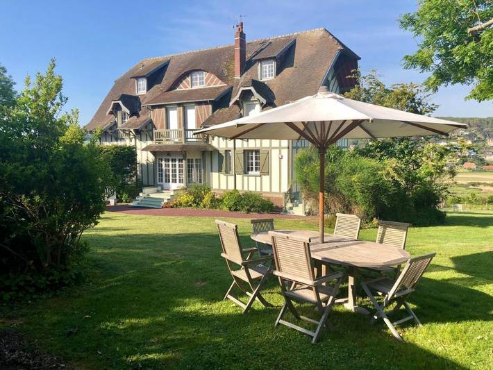 Gîte pour 10 personnes, avec vue et jardin, adapté aux familles dans Pourville-sur-Mer - 4