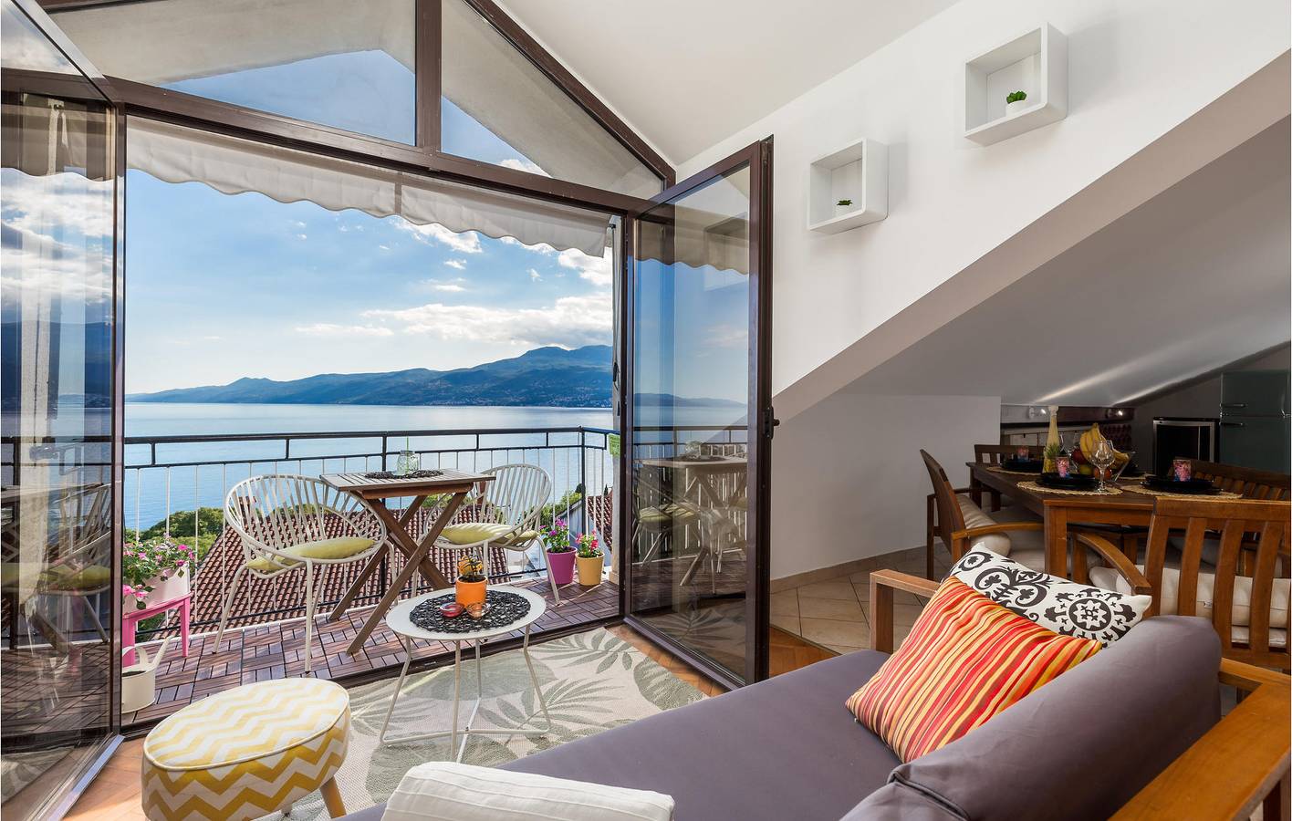 Ganze Ferienwohnung, Ferienwohnung für 5 Personen mit Terrasse in Rijeka, Primorje-Gorski Kotar