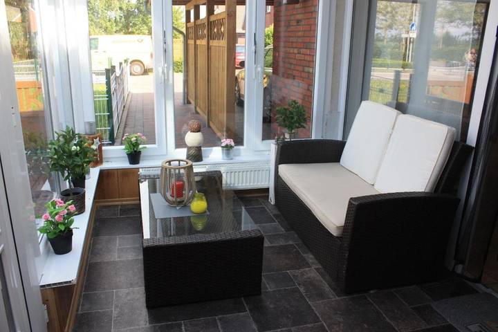 Ferienhaus für 7 Personen, mit Balkon und Terrasse sowie Garten und Ausblick in Jemgum - 3