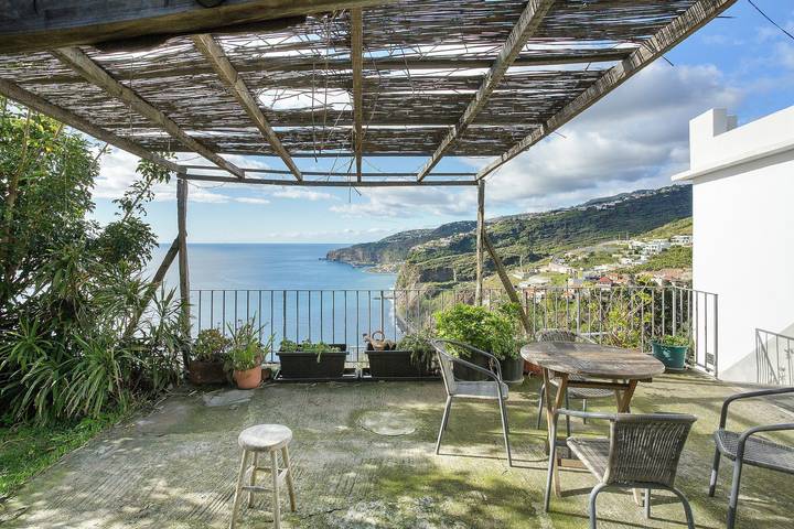 Location de vacances pour 2 personnes, avec balcon et jardin à Ponta do Sol - 2