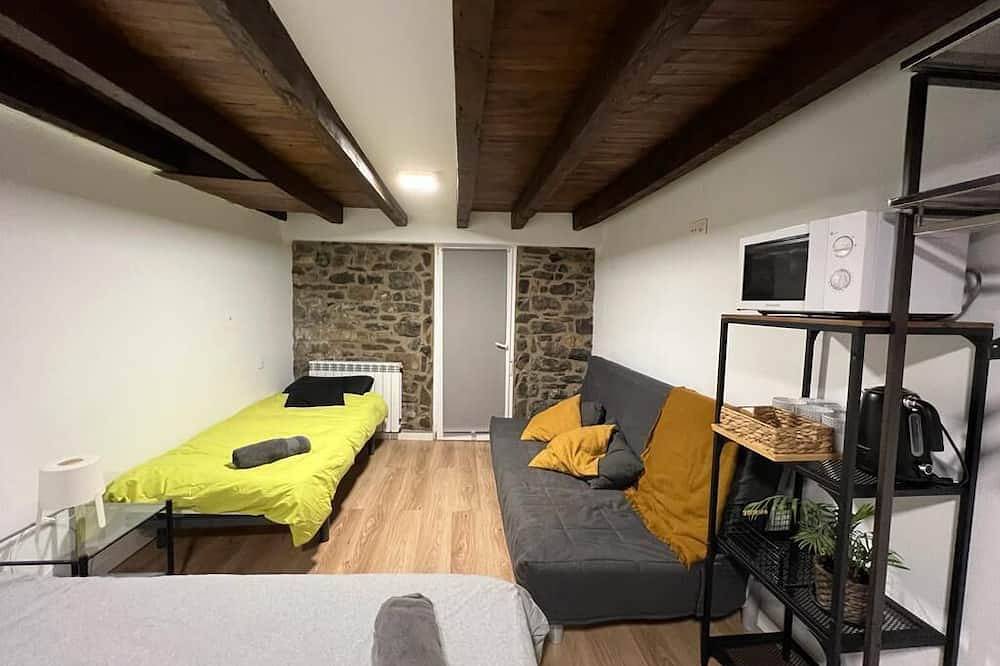 Habitaciones Para 9 Personas en Centro de Biescas in Biescas, Pyrénées espagnoles