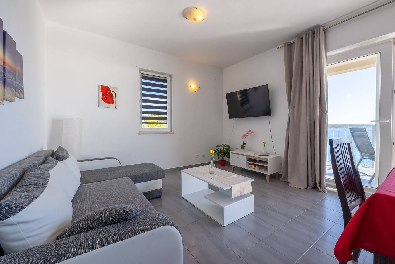 Ganze Wohnung, Apartments Ena in Zavala, Hvar